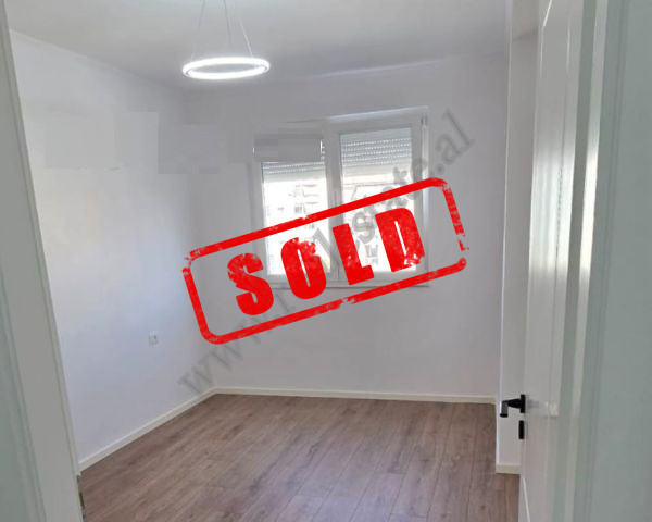 Apartament 1+1 ne shitje ne rrugen Muzaket prane rruges Don Bosko ne Tirane.
Pozicionohet ne katin 